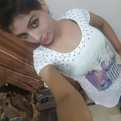 Pune call girl